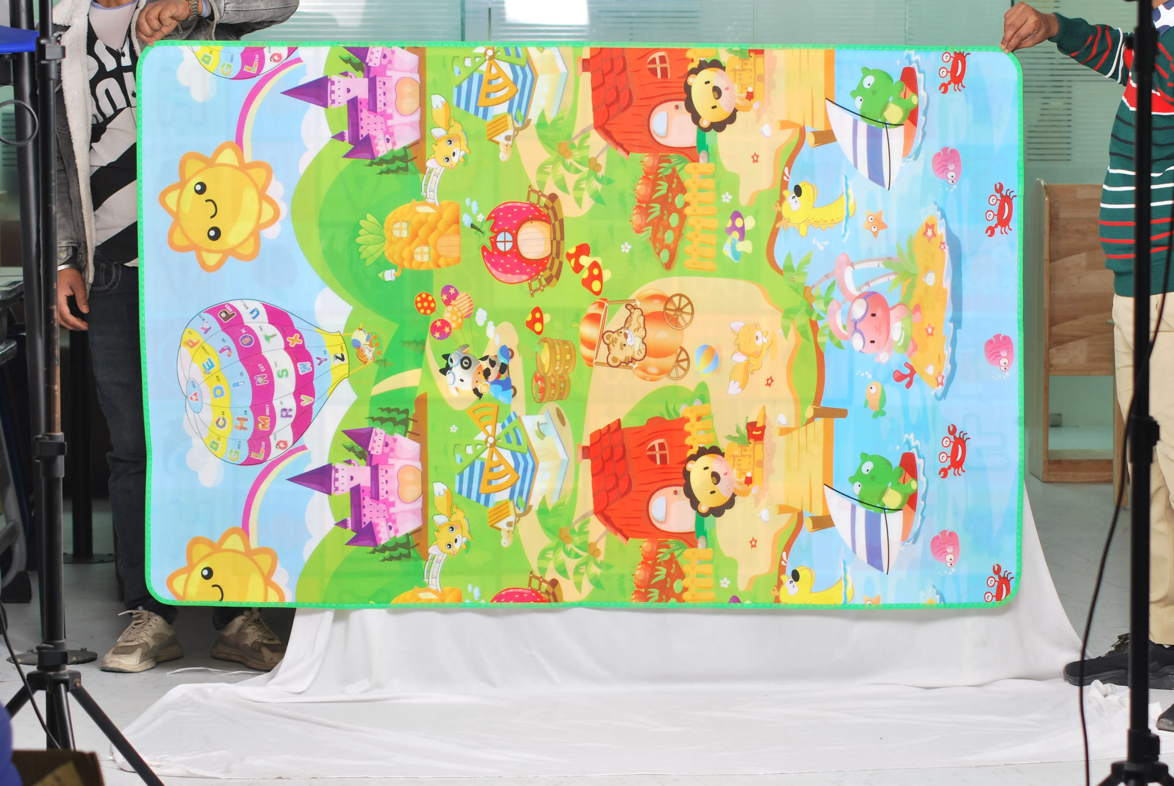 Roll On Matt – Comfortable & Durable Play Mat for Kids